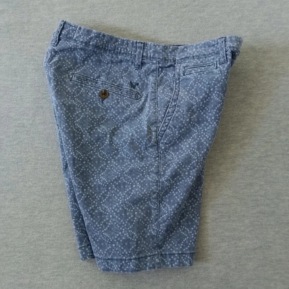 American Eagle Active Flex Slim Shorts Blue White Geometric Dot Print Mens 32